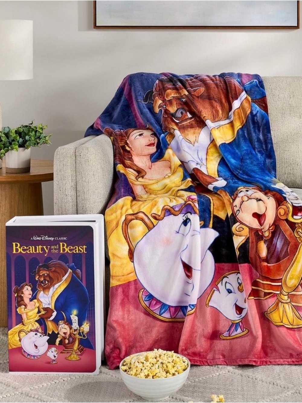 ❤️NEW!!!❤️ Disney Beauty and the Beast Plush Throw Blanket